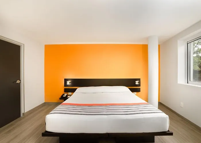 Express Junior Cdmx Sullivan 4*