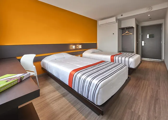 Отель Express Junior Cdmx Sullivan